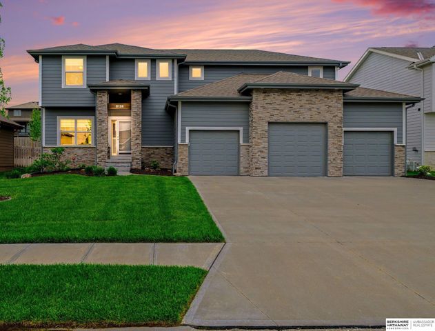8126 S 196 Street, Gretna, NE 68028