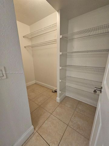 4401 W Mcnab Rd 22, Pompano Beach, FL 33069