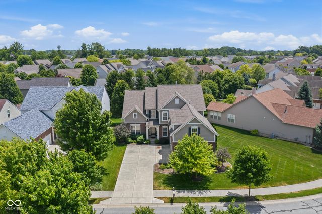 12347 Twyckenham Drive, Fishers, IN 46037