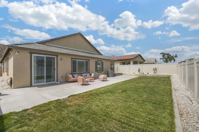 28358 Hopscotch Drive, Menifee, CA 92585