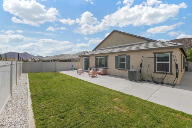 28358 Hopscotch Drive, Menifee, CA 92585