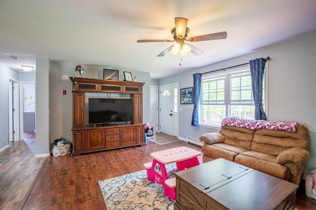 372 Cross Road, Rochester, NH 03867