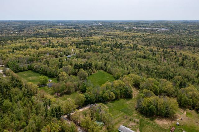 372 Cross Road, Rochester, NH 03867