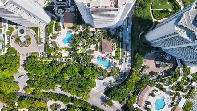 2800 Island Blvd PH05, Aventura, FL 33160