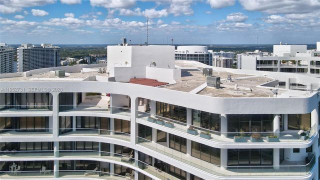 2800 Island Blvd PH05, Aventura, FL 33160