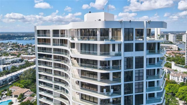 2800 Island Blvd PH05, Aventura, FL 33160