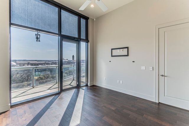 3100 W 7th Street 811, Fort Worth, TX 76107