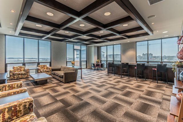 3100 W 7th Street 811, Fort Worth, TX 76107