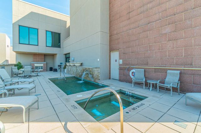 3100 W 7th Street 811, Fort Worth, TX 76107