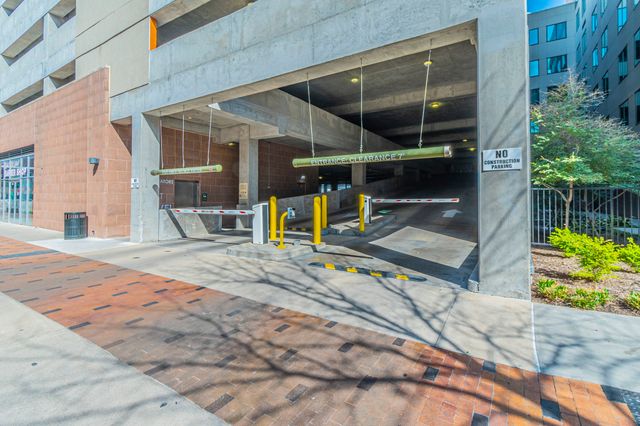 3100 W 7th Street 811, Fort Worth, TX 76107