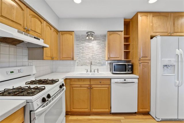 1404 OAK HAVEN DRIVE, Safety Harbor, FL 34695