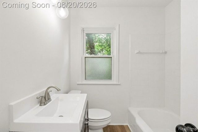 9636 Plainview Avenue, Detroit, MI 48228