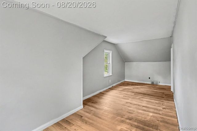 9636 Plainview Avenue, Detroit, MI 48228