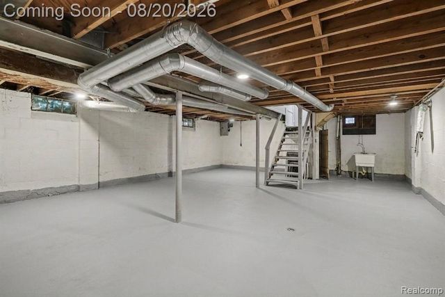 9636 Plainview Avenue, Detroit, MI 48228