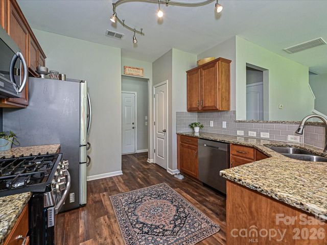 2505 Mullis Lane, Matthews, NC 28105