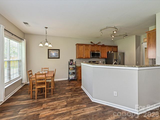 2505 Mullis Lane, Matthews, NC 28105