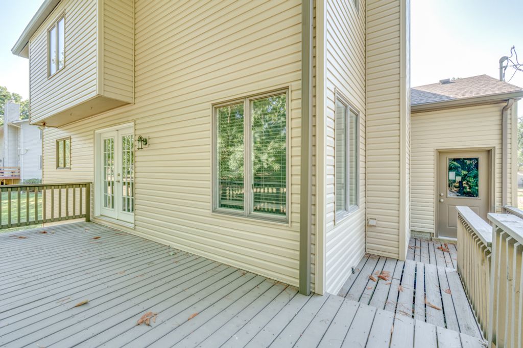 Image 51 of property listing at 412 Jay Drive, Mt Vernon, IL 62864