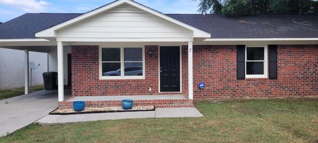 7 S Farr Ave., Andrews, SC 29510