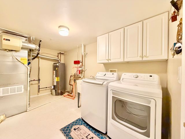 2820 N GREENWOOD Avenue, Arlington Heights, IL 60004