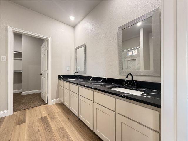 2225 College Street, Greenville, TX 75407