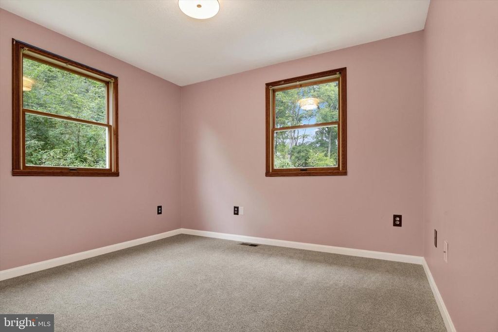 Image 27 of property listing at 2856 SHARON RD, Jarrettsville, MD 21084