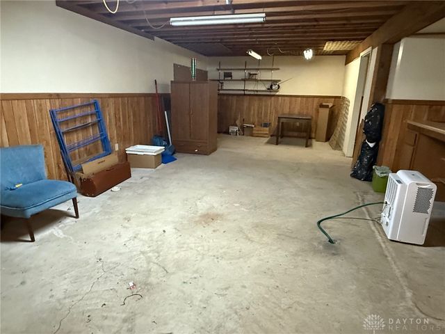 8531 Kingston Drive, Franklin, OH 45005