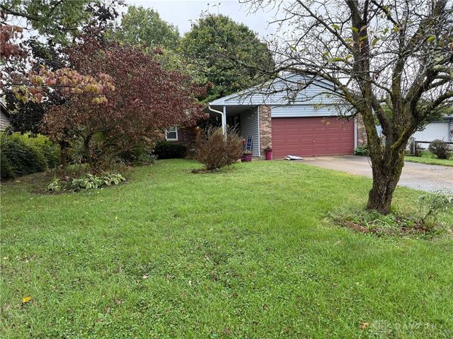 8531 Kingston Drive, Franklin, OH 45005