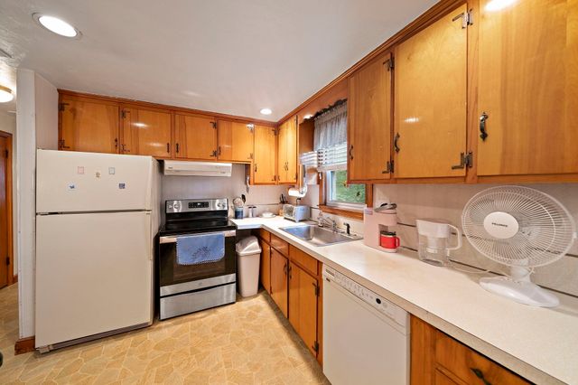 14 Gerald Avenue, Randolph, MA 02368