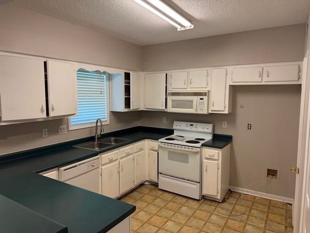 3722 FERN RIDGE RD, Memphis, TN 38115