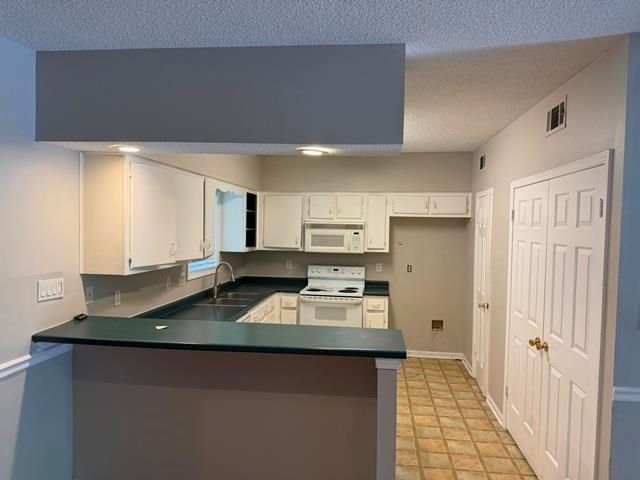 3722 FERN RIDGE RD, Memphis, TN 38115