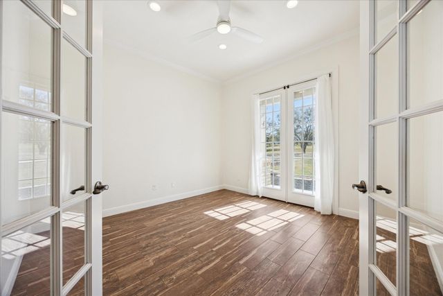 100 Cross TRL, Spicewood, TX 78669