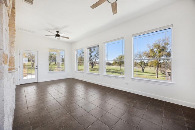 100 Cross TRL, Spicewood, TX 78669