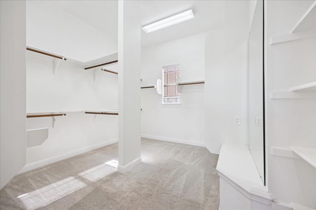 100 Cross TRL, Spicewood, TX 78669