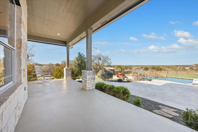 100 Cross TRL, Spicewood, TX 78669