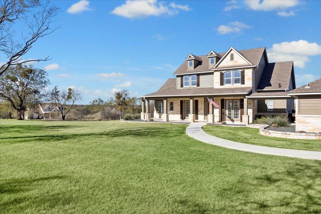 100 Cross TRL, Spicewood, TX 78669