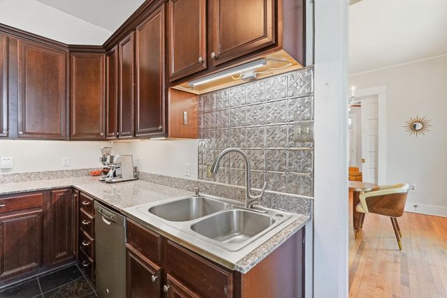 321 Johnson Street, Little Rock, AR 72205