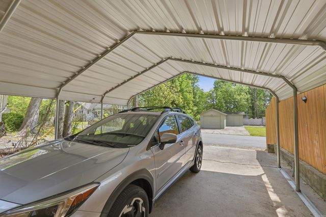 321 Johnson Street, Little Rock, AR 72205