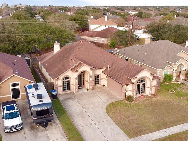 5814 Chamomile Ct, Corpus Christi, TX 78414