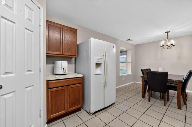 9627 Alex Springs Lane, Houston, TX 77044