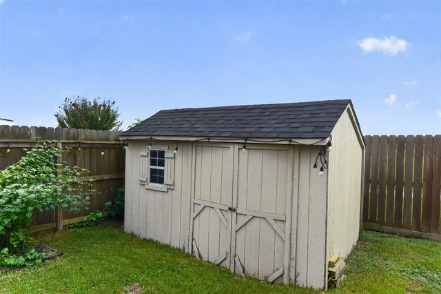 9627 Alex Springs Lane, Houston, TX 77044