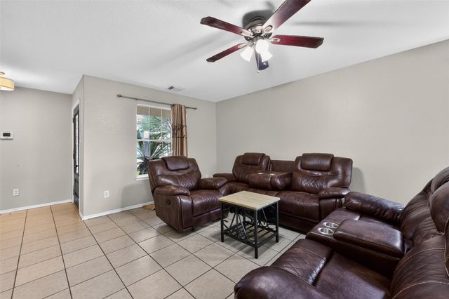 9627 Alex Springs Lane, Houston, TX 77044