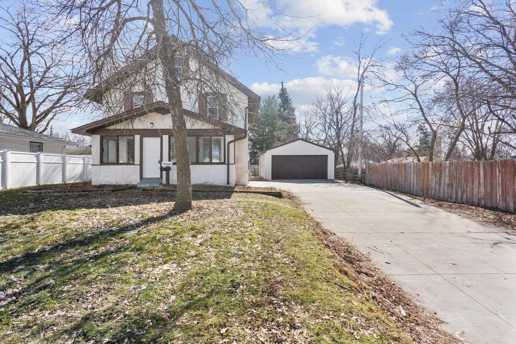 2805 W 76th Street, Richfield, MN 55423