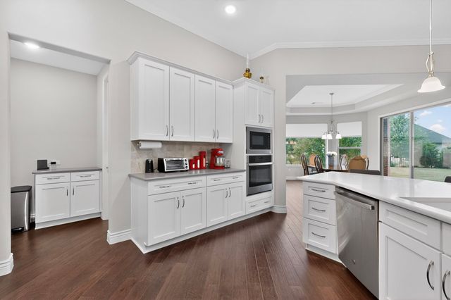 8008 American Way, Denton, TX 76207