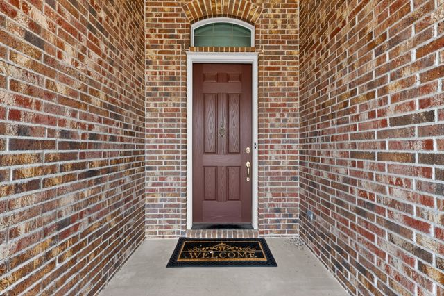 8008 American Way, Denton, TX 76207