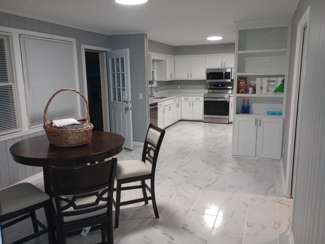 119 Chippendale DR, Hendersonville, TN 37075