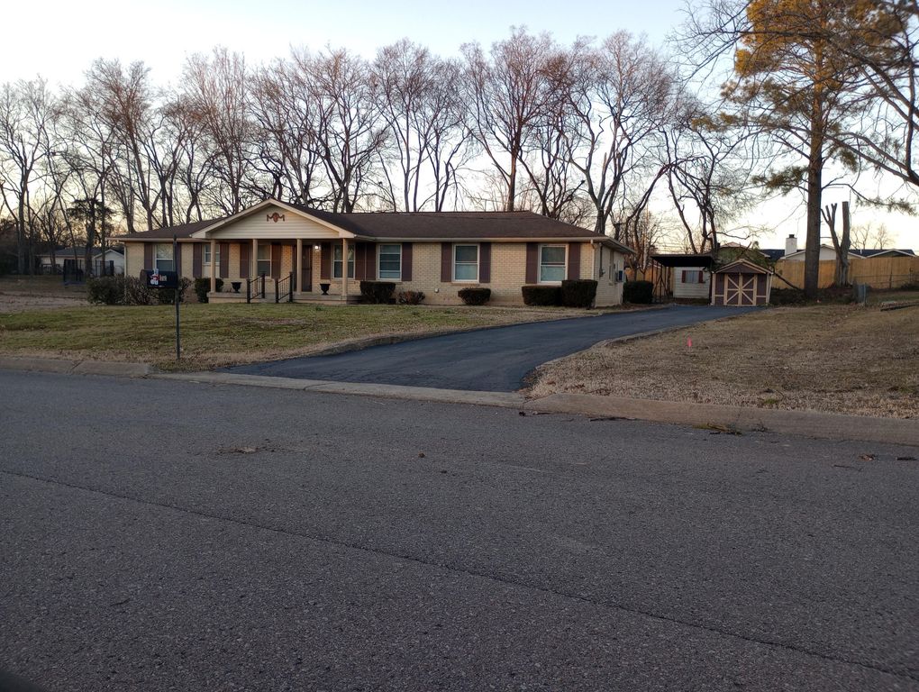 119 Chippendale DR, Hendersonville, TN 37075