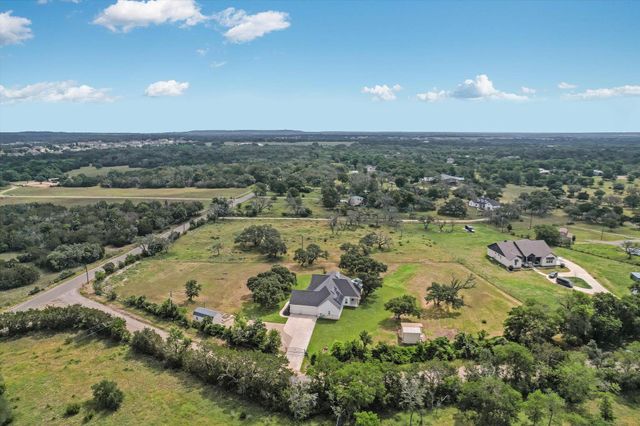 815 County Road 207, Liberty Hill, TX 78642