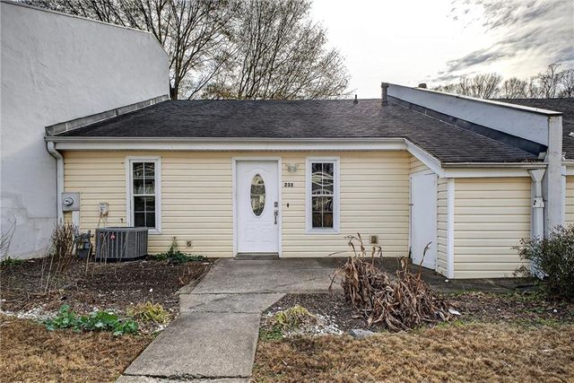 233 Goshen Lane, Woodstock, GA 30188