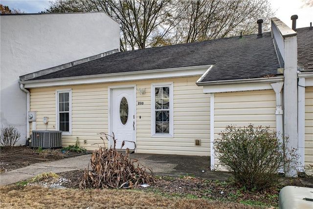 233 Goshen Lane, Woodstock, GA 30188