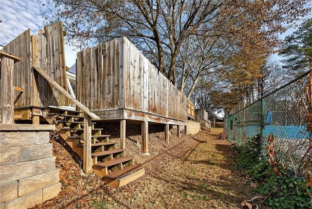 233 Goshen Lane, Woodstock, GA 30188